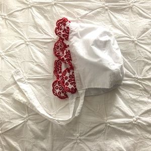 Accessories - White red baby bonnet Accessories - White red baby bonnet